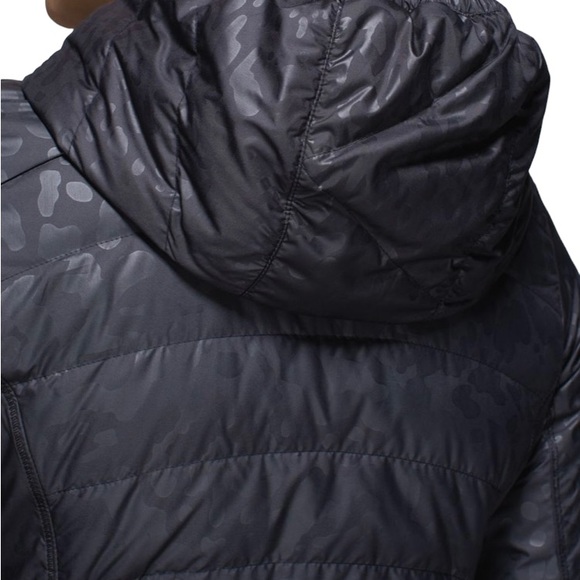 RARE:Lululemon Spring Fling Puffy Windbreaker Animal Swirl Embossed Black Size 4 - Picture 5 of 14